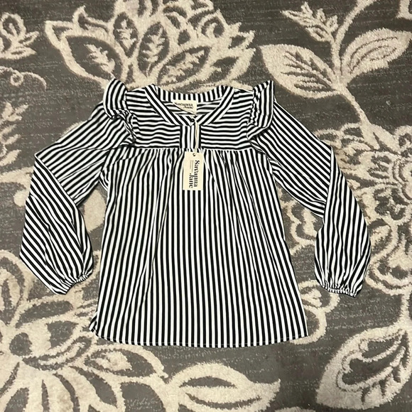 Savanna Jane Tops - Savanna Jane blouse. Long sleeves. Silky feeling. NWT size small.